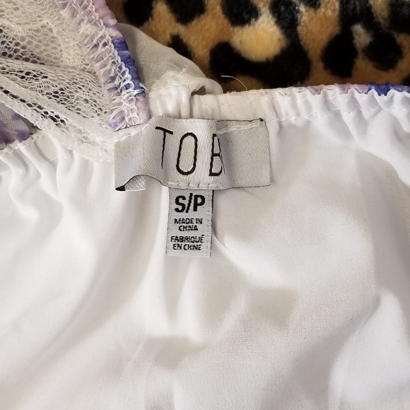 Tobi Dress Marion Off Shoulder Skater Floral - Picture 6 of 11